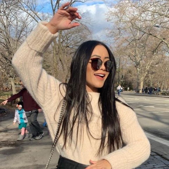 Meet your Posher, Renata - Picture 1 of 1